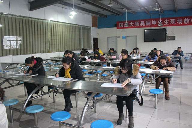 市八中开展中高招试题考试活动