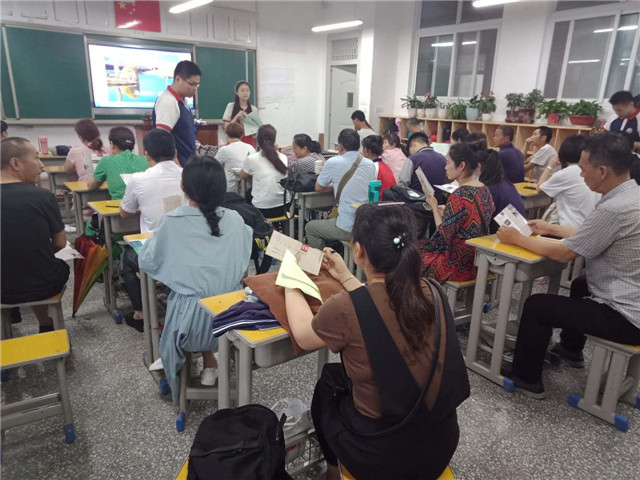 市八中开展防溺水安全主题教育活动