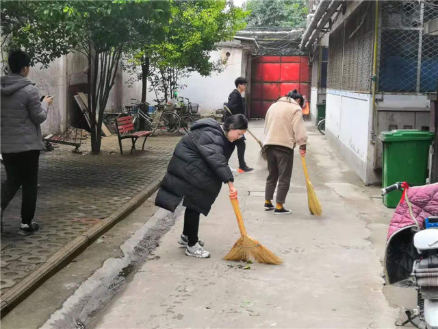弘扬雷锋精神  构建和谐校园市八中积极开展学习雷锋精神系列活动