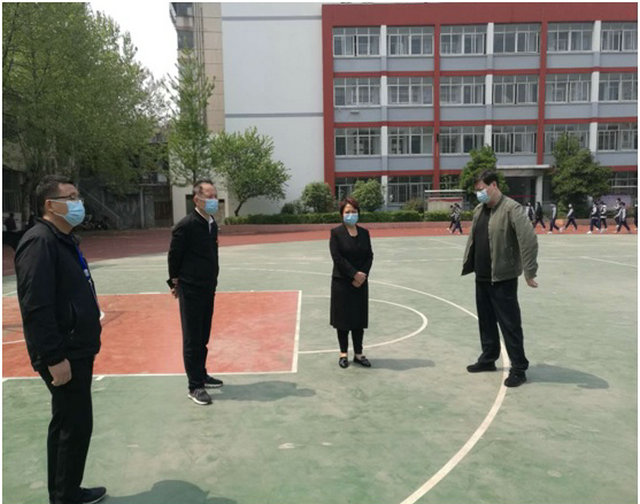 加强体育运动 增强教师体质——市八中举行教师体育健身活动