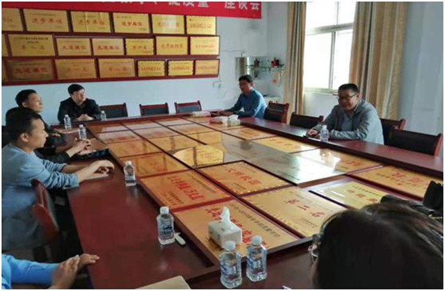 市八中开展送课下乡 联合教研活动
