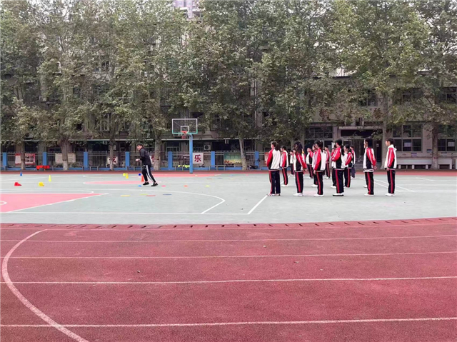用千百倍的耕耘，换来桃李满园香—郭盈杰